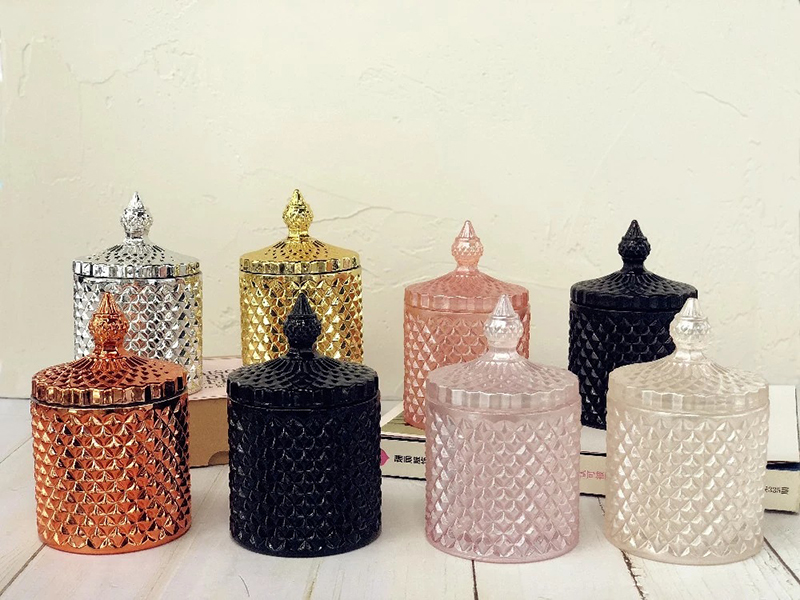 Candle supplier customized glass candle holder vessel personalized with lid in different sizes and colors